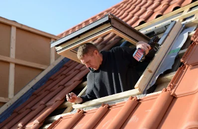 Pose de fenêtres de toit Velux à Meilhaud
